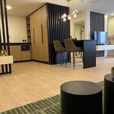 Queens Hotel Paramaribo Bagian luar foto